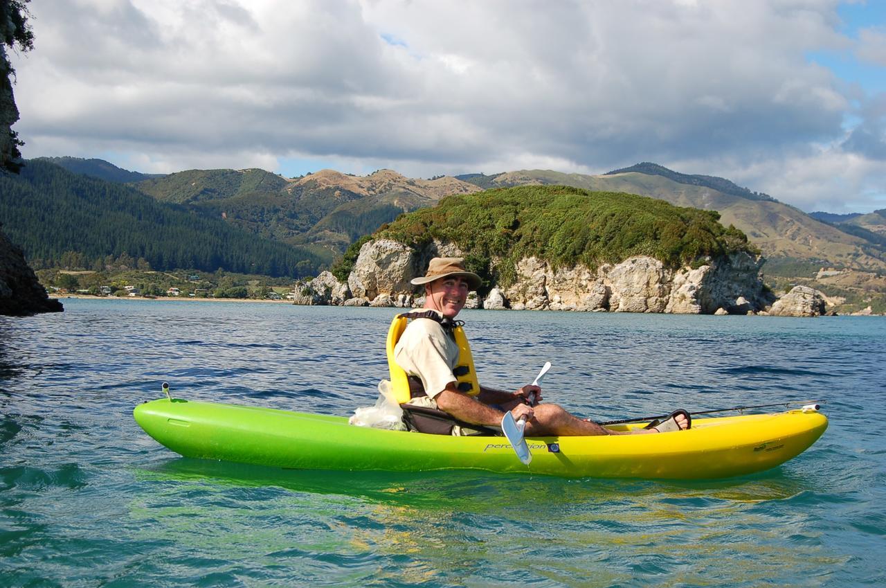 Annies Nirvana Lodge Backpackers Takaka Εξωτερικό φωτογραφία